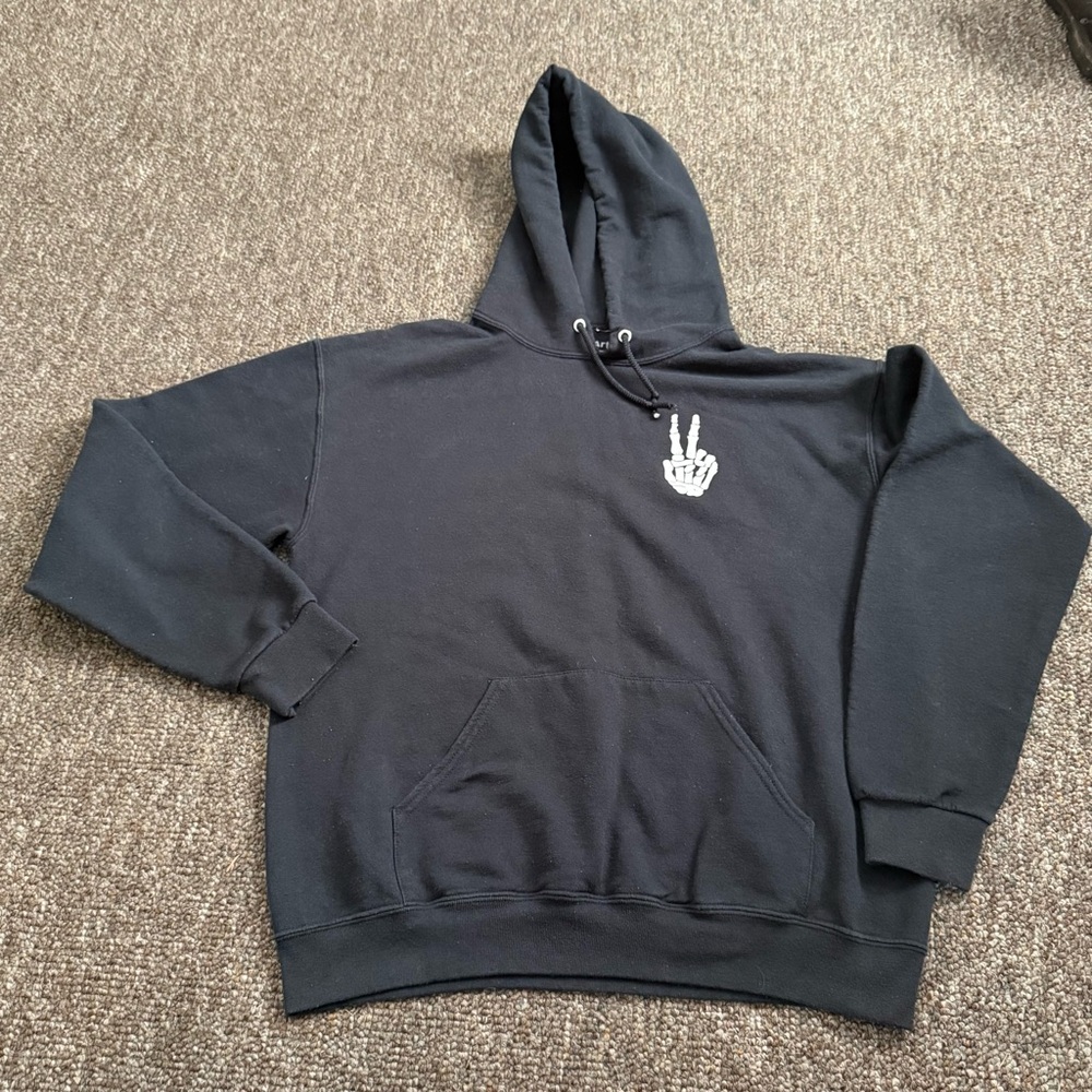Artist‎ Sweatshirt Black Hoodie Peace Sign Embroidery Mens Medium Drwawstring